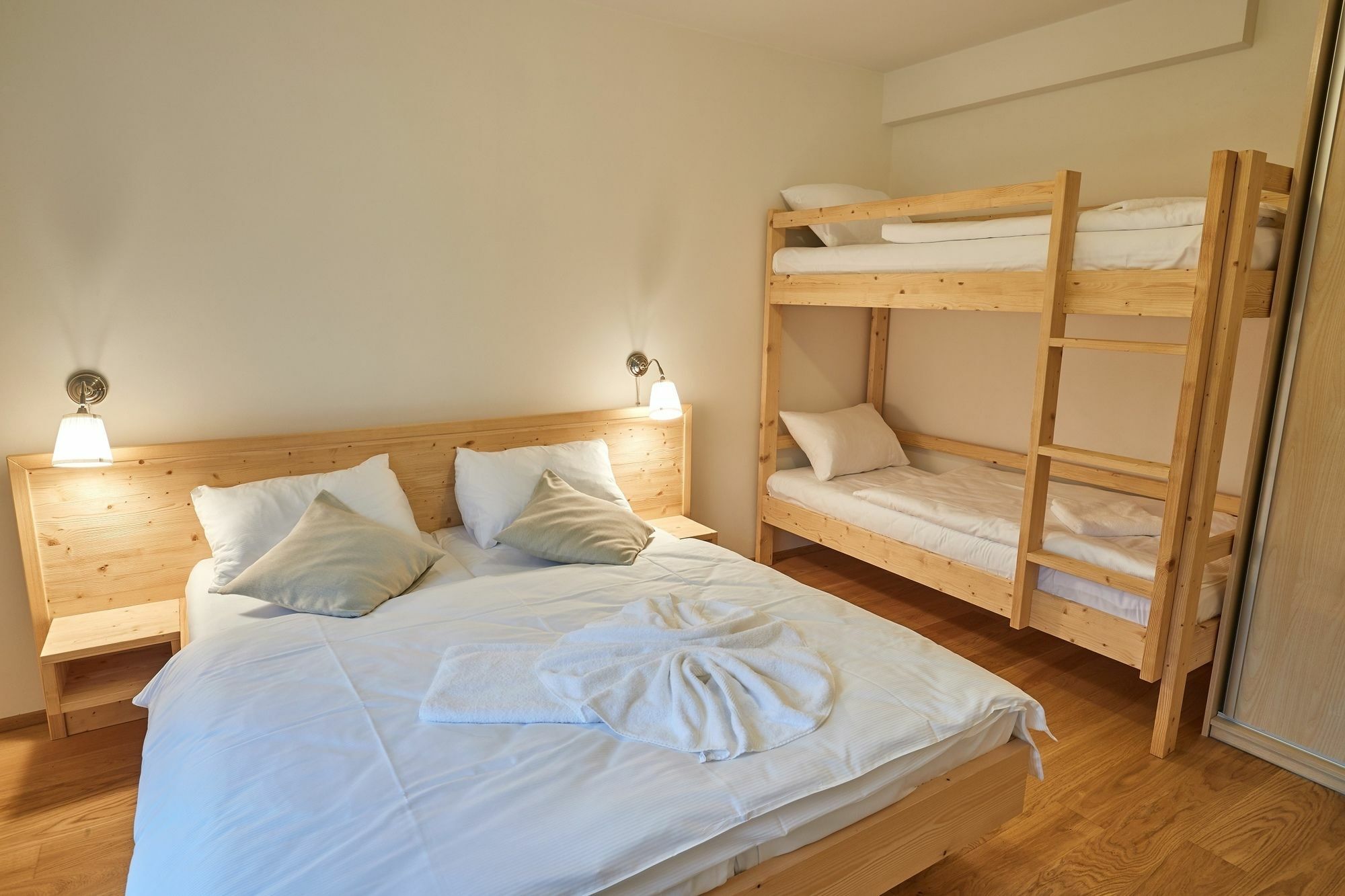 Aparthotel Kovarna Residence Pec pod Snezkou Esterno foto