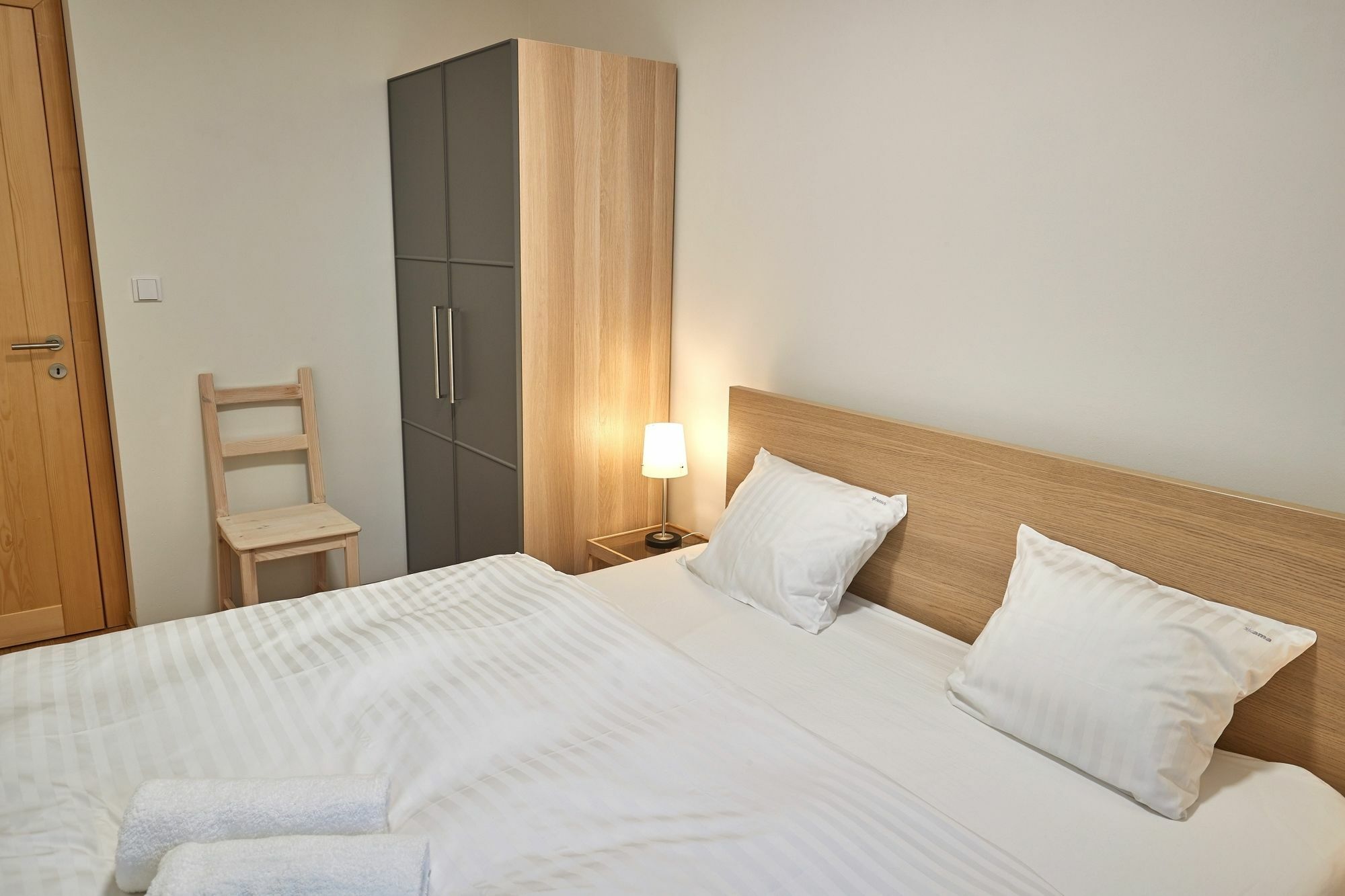 Aparthotel Kovarna Residence Pec pod Snezkou Esterno foto