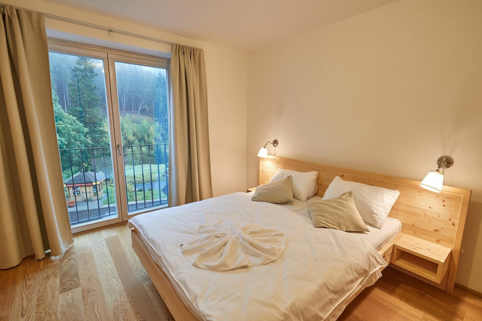 Aparthotel Kovarna Residence Pec pod Snezkou Esterno foto