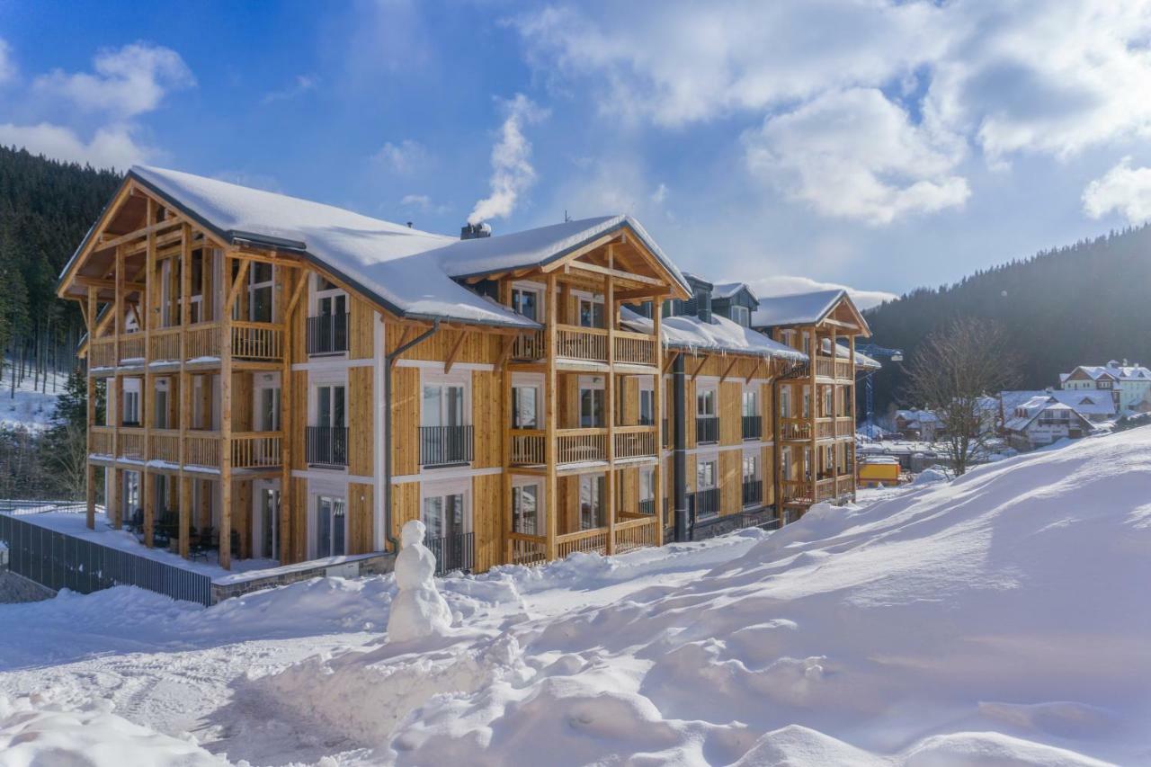 Aparthotel Kovarna Residence Pec pod Snezkou Esterno foto
